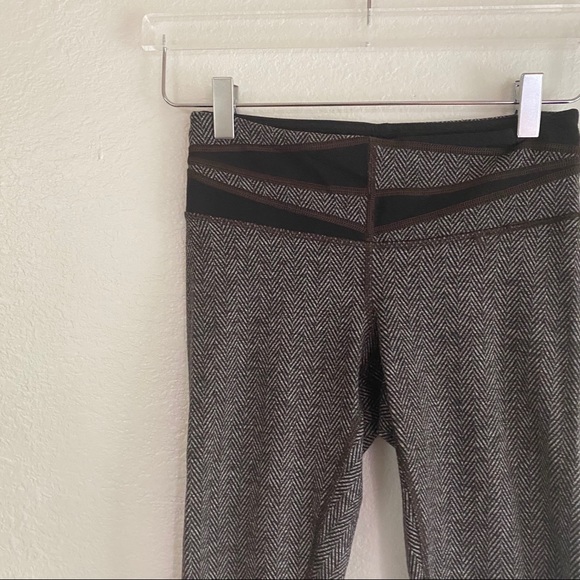 LULULEMON herringbone wunder under pant SIZE 4 - Picture 6 of 16